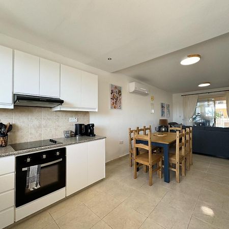 דירות Paphos Royal-Seacrest Oasis, Pool-Side מראה חיצוני תמונה