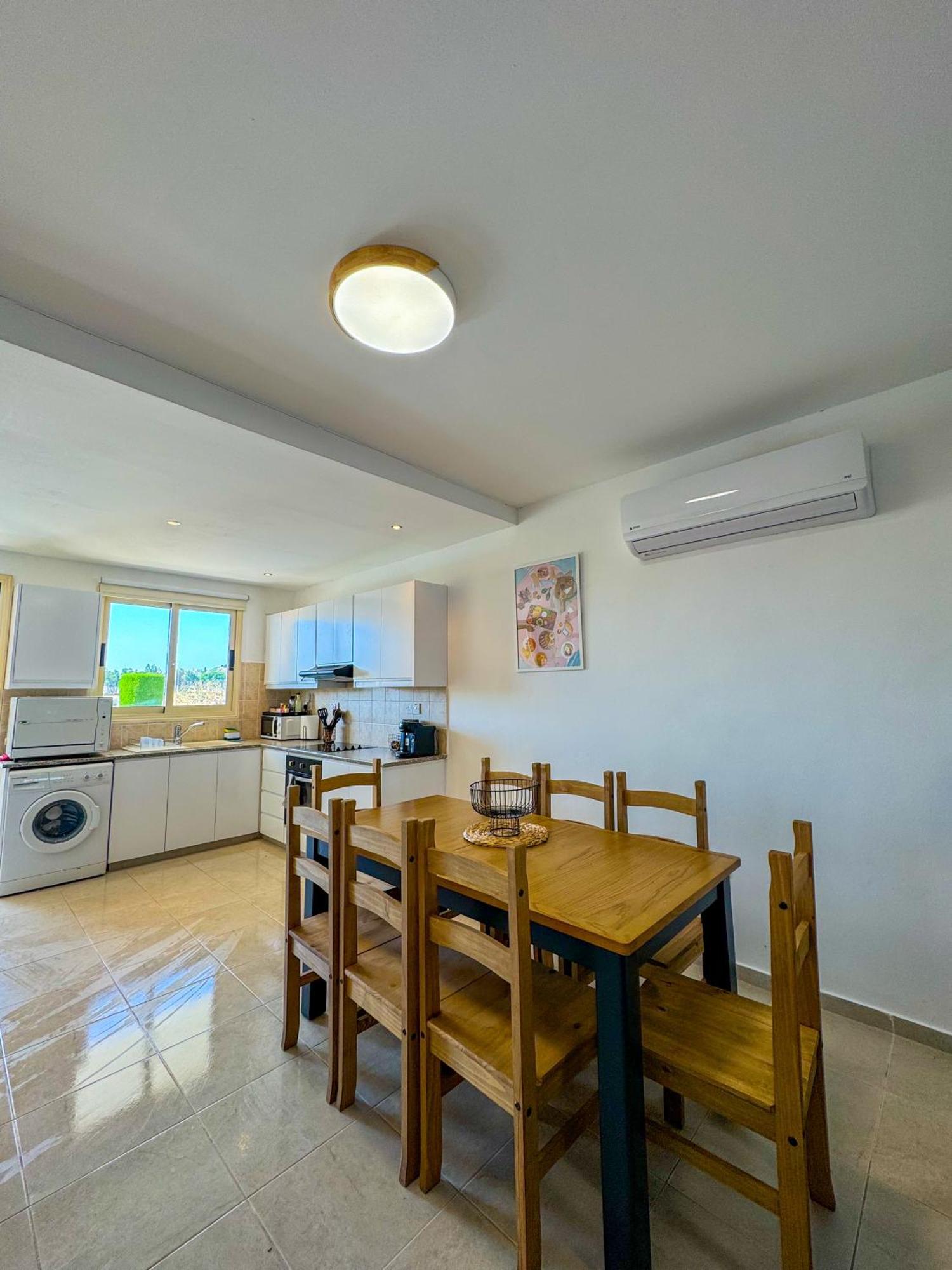 דירות Paphos Royal-Seacrest Oasis, Pool-Side מראה חיצוני תמונה