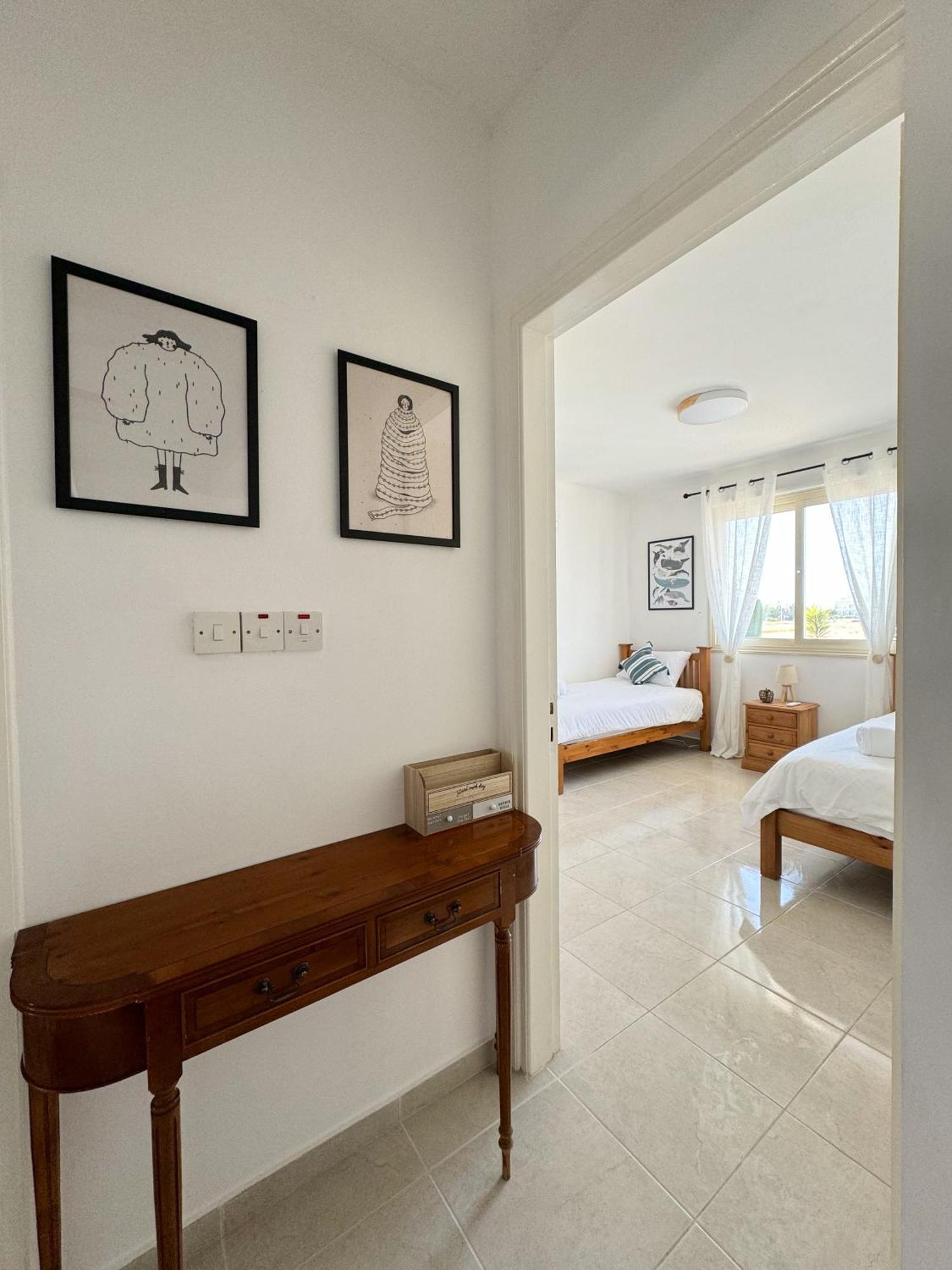 דירות Paphos Royal-Seacrest Oasis, Pool-Side מראה חיצוני תמונה