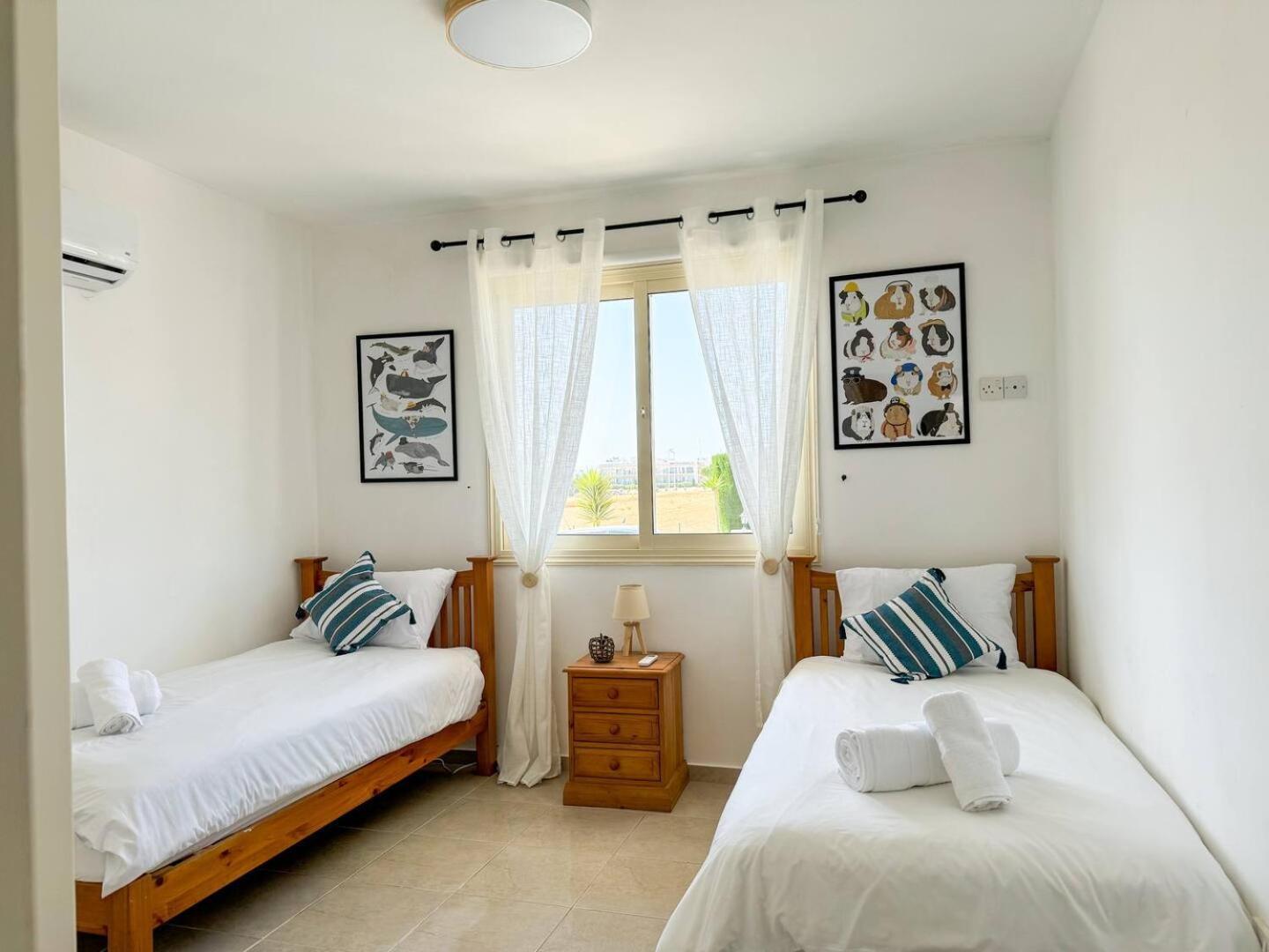 דירות Paphos Royal-Seacrest Oasis, Pool-Side מראה חיצוני תמונה