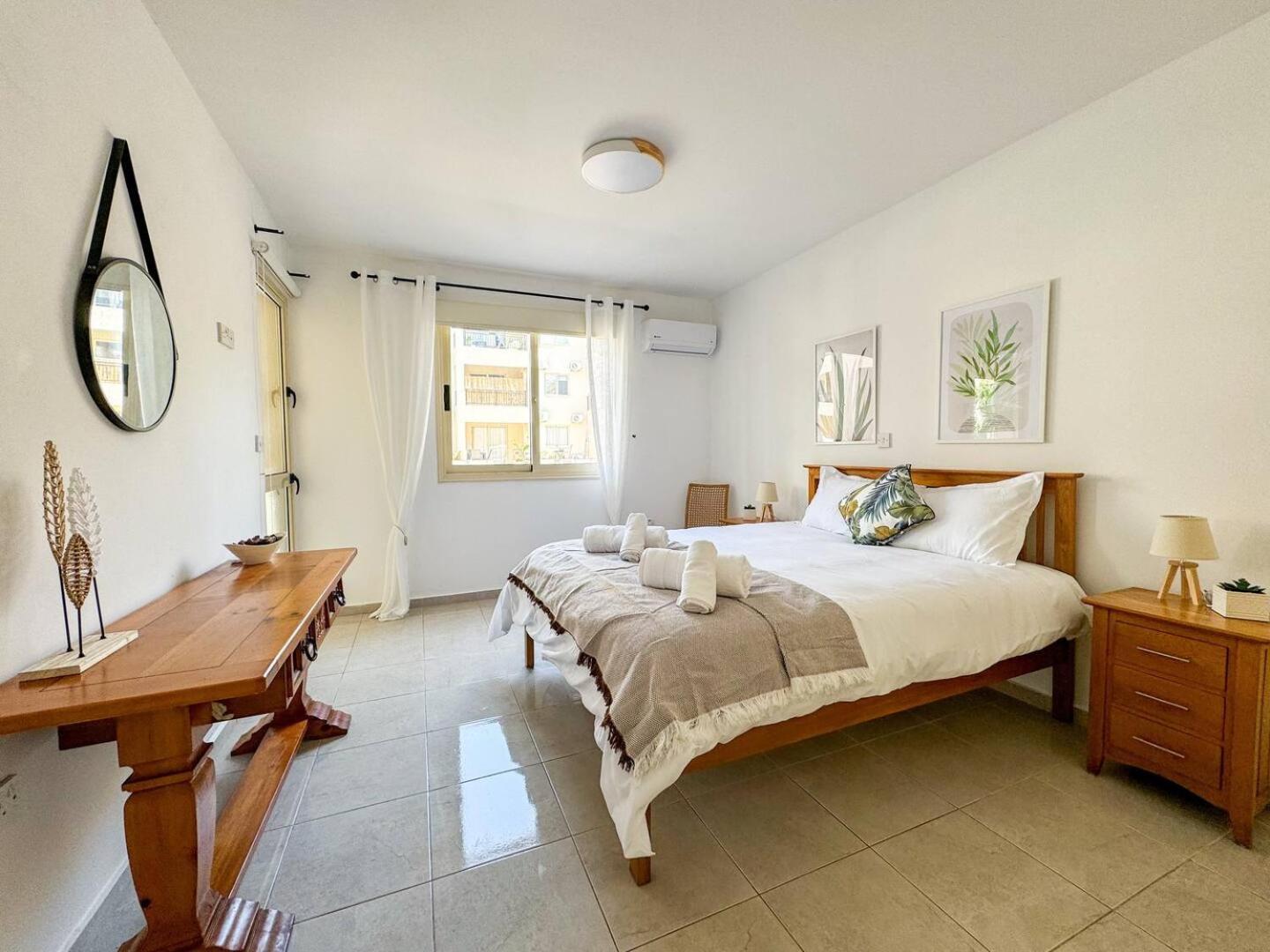 דירות Paphos Royal-Seacrest Oasis, Pool-Side מראה חיצוני תמונה
